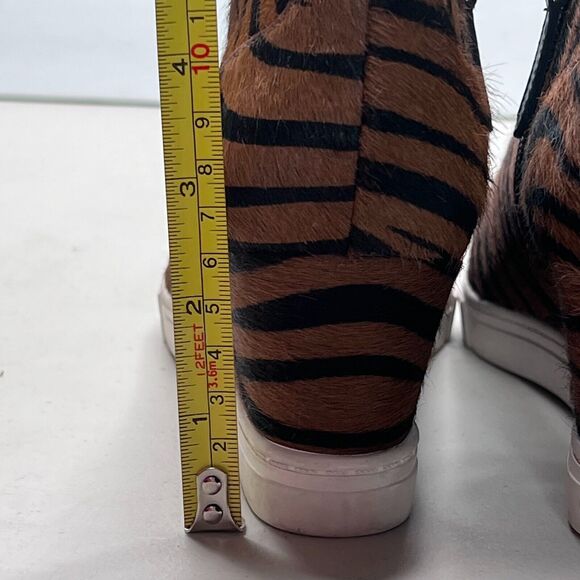 Linea Paolo Felicia Zebra Print Calf Hair Wedge Bootie Brown/Black Women 6.5 M - Picture 8 of 11